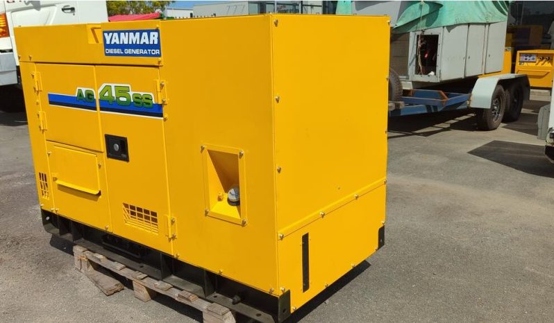 
								Used Yanmar 40 KVA Super-Silenced Industrial full									
