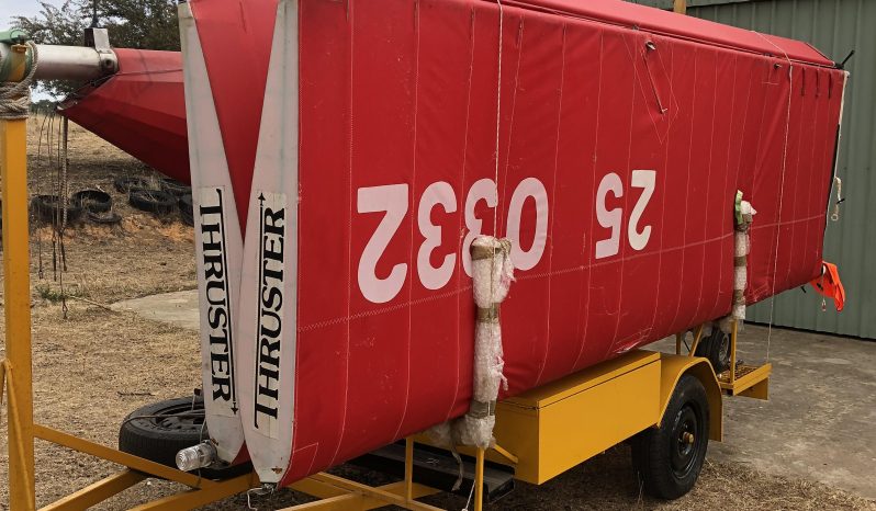 
								Used 1989 Thruster T500 full									