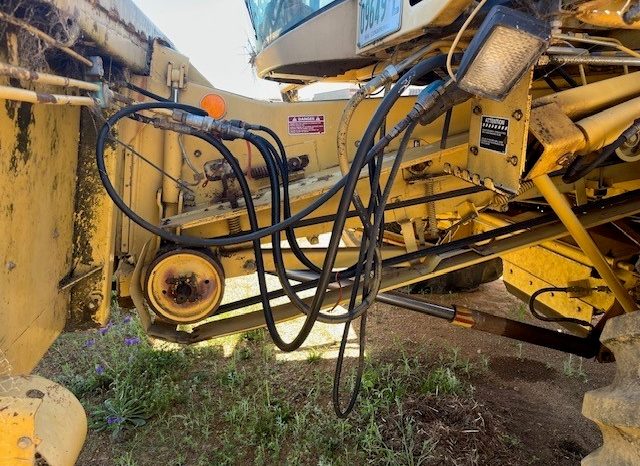 
								Used New Holland TX66 full									
