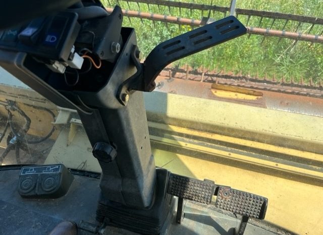 
								Used New Holland TX66 full									
